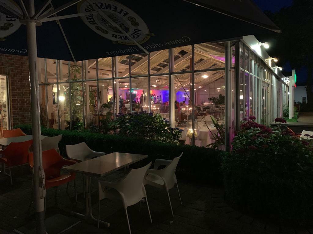 Hotel Seegarten Gmbh Barmstedt Dış mekan fotoğraf