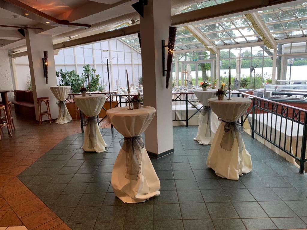 Hotel Seegarten Gmbh Barmstedt Dış mekan fotoğraf