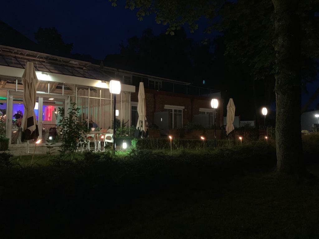 Hotel Seegarten Gmbh Barmstedt Dış mekan fotoğraf